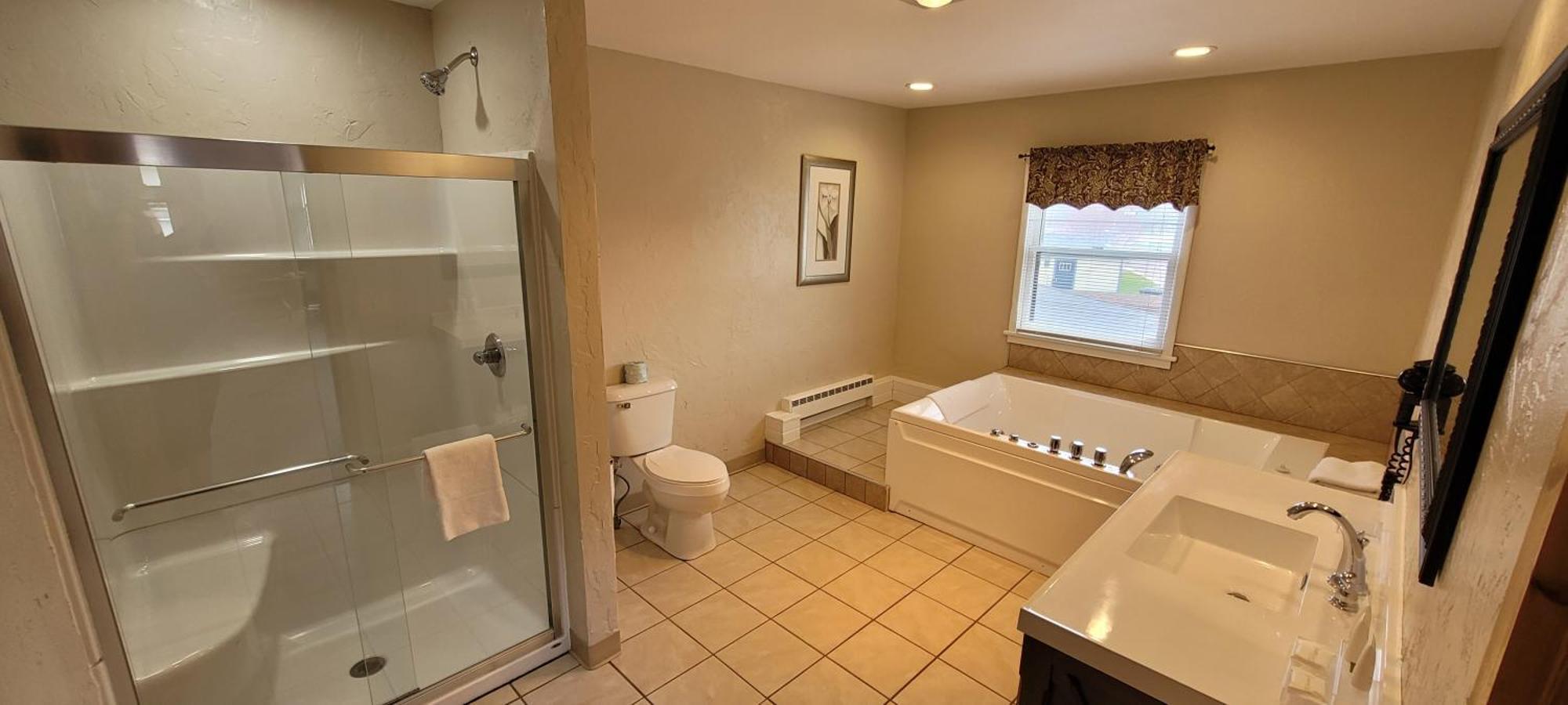 Pictured Rocks Inn And Suites Munising Buitenkant foto