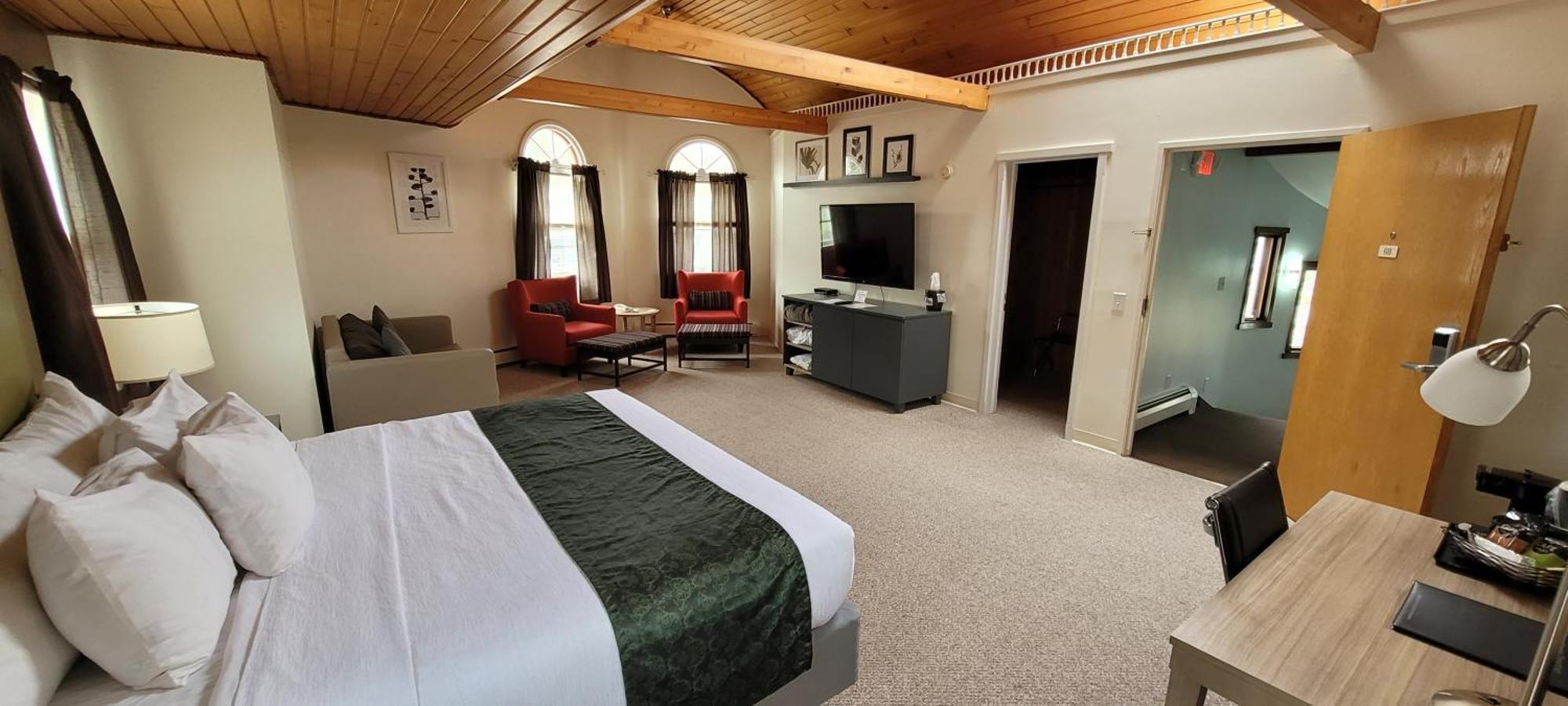 Pictured Rocks Inn And Suites Munising Buitenkant foto