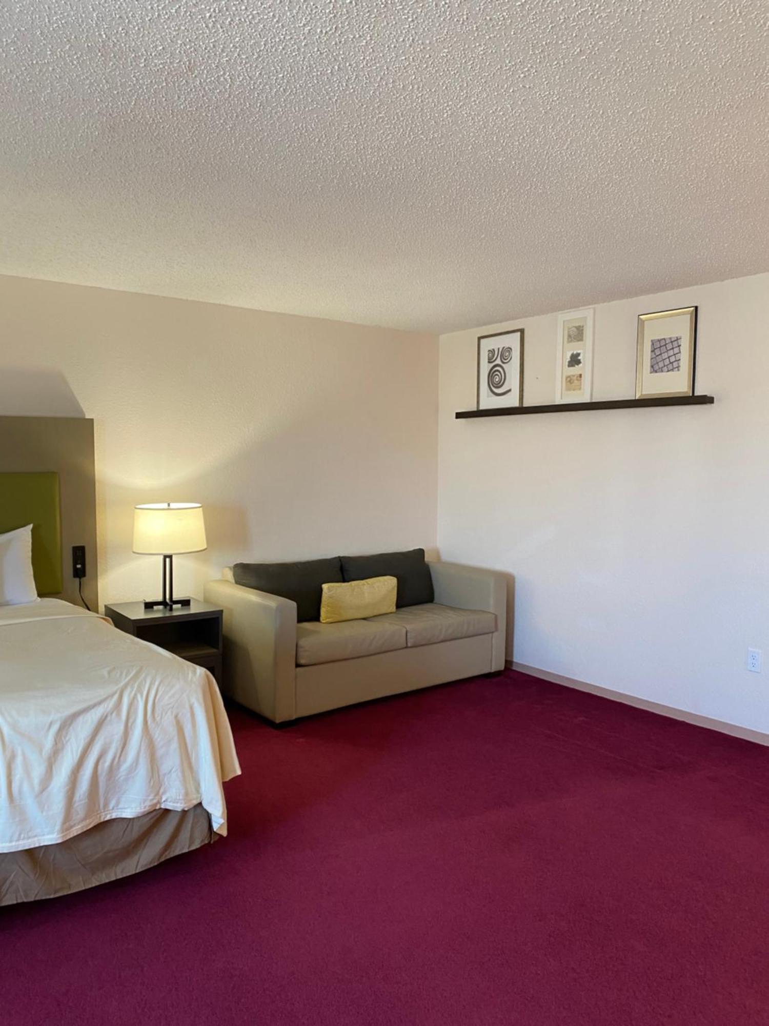 Pictured Rocks Inn And Suites Munising Buitenkant foto